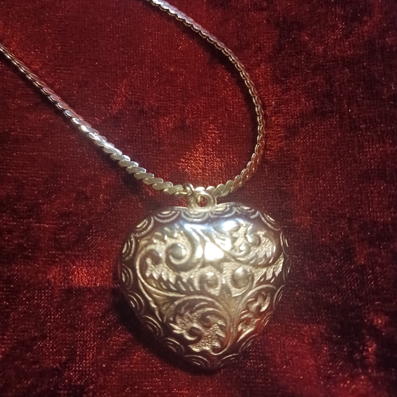 Puffed Heart Necklace 24" - Picture 2 of 12